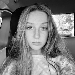 Meet your Posher, Hailey